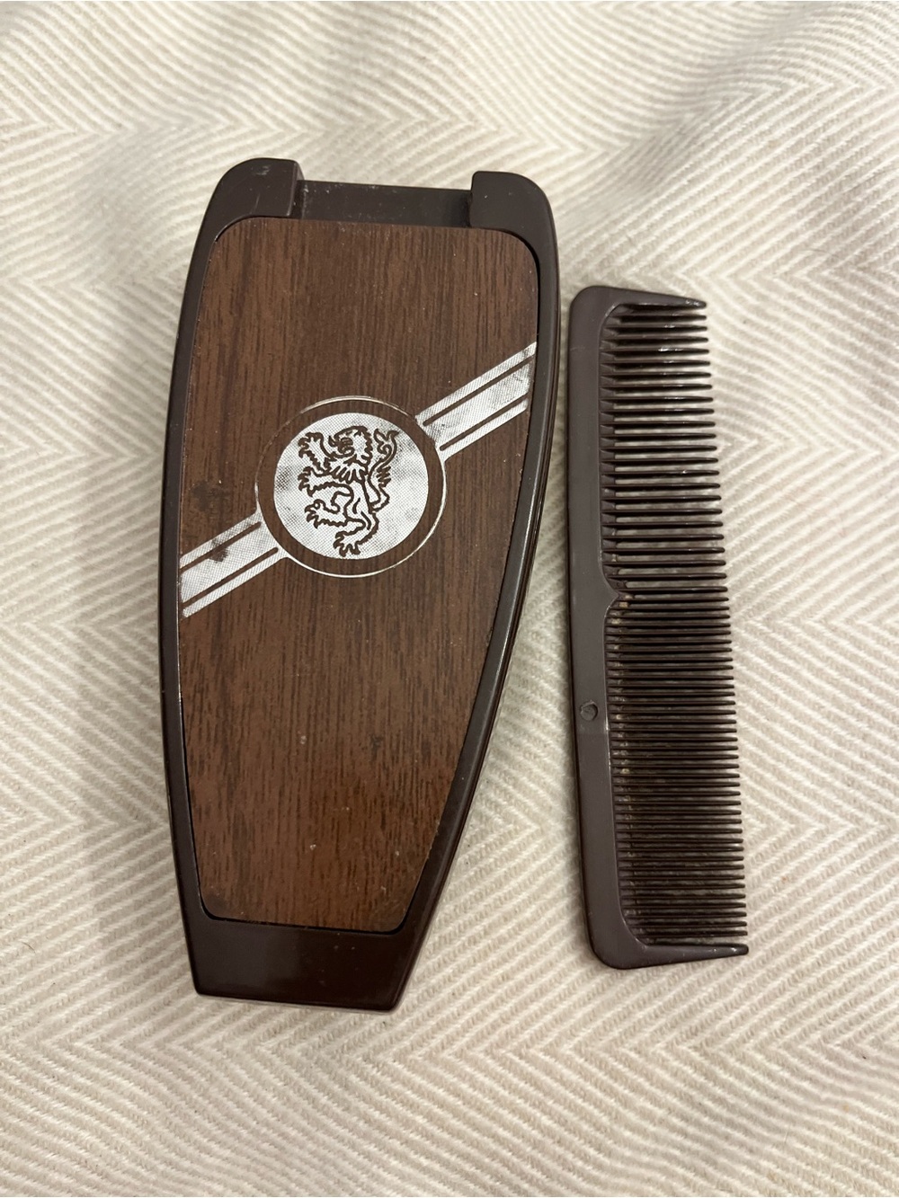 Vintage Men’s Avon Brown Brush And Comb Combo